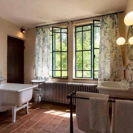 Le Di Borgo Casa Scaparone منزل ريفي