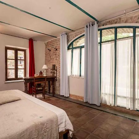 منزل ريفي Le Di Borgo Casa Scaparone *