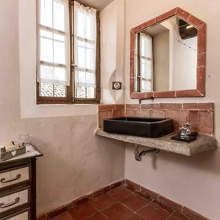 Le Di Borgo Casa Scaparone *