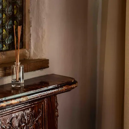 منزل ريفي Le Di Borgo Casa Scaparone *