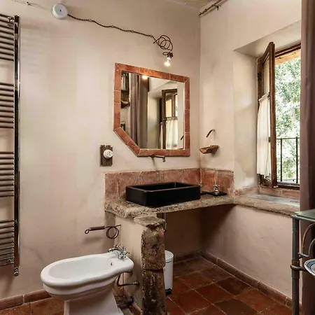 Le Di Borgo Casa Scaparone * Biglini