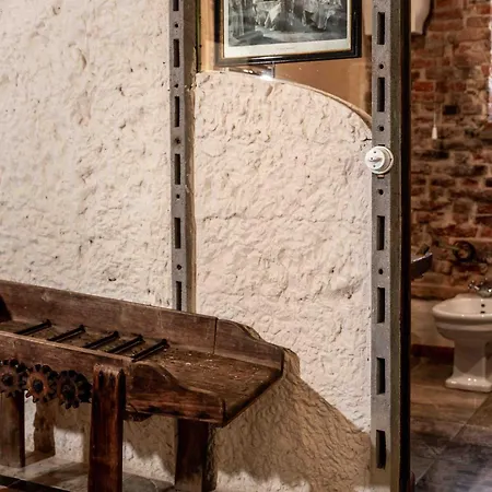 Le Di Borgo Casa Scaparone منزل ريفي Biglini