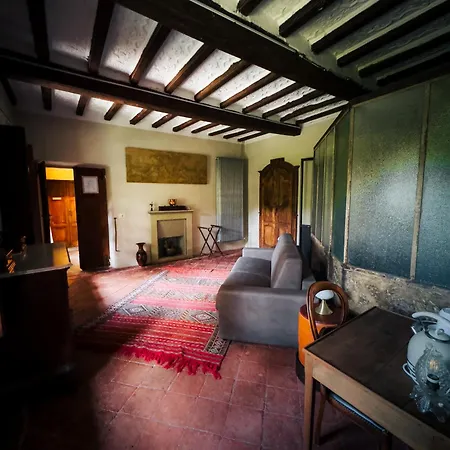 Le Di Borgo Casa Scaparone منزل ريفي *