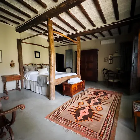 Le Di Borgo Casa Scaparone * Biglini