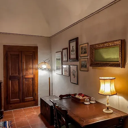 منزل ريفي Le Di Borgo Casa Scaparone *