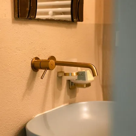 منزل ريفي Le Di Borgo Casa Scaparone