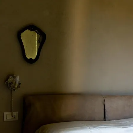 منزل ريفي Le Di Borgo Casa Scaparone Biglini