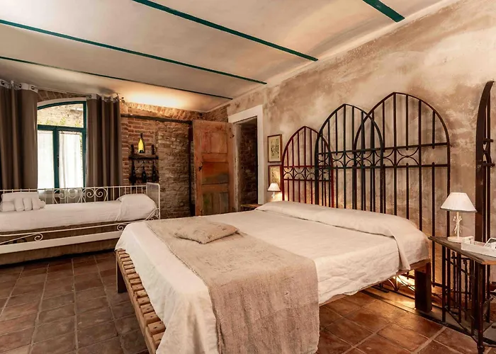 Le Di Borgo Casa Scaparone *