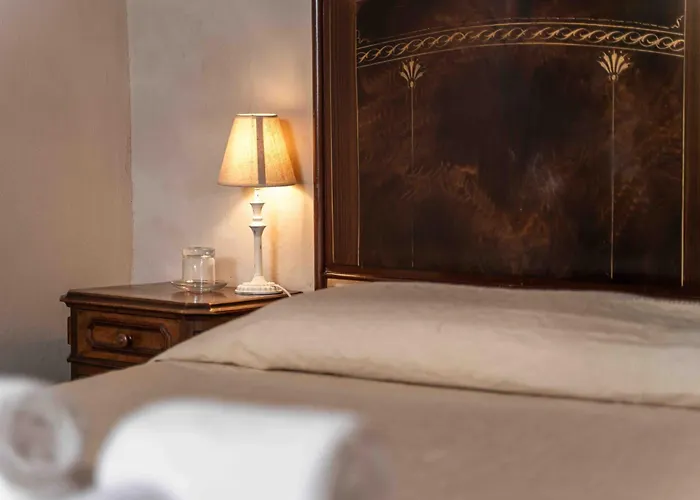 Le Di Borgo Casa Scaparone Biglini