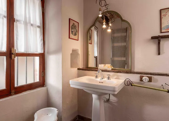 Le Di Borgo Casa Scaparone * Biglini