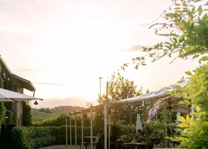 Le Di Borgo Casa Scaparone Country house