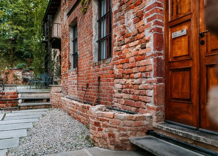 Le Di Borgo Casa Scaparone Country house Biglini