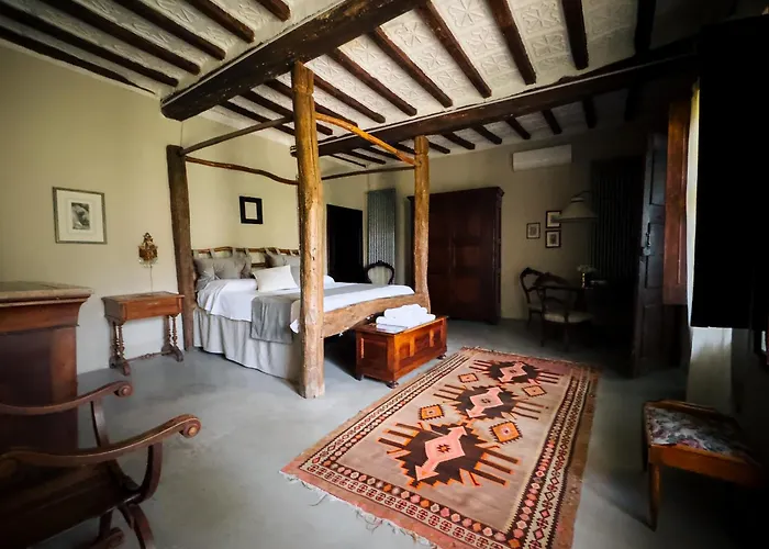 Le Di Borgo Casa Scaparone * Biglini