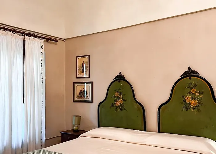 Country house Le Di Borgo Casa Scaparone